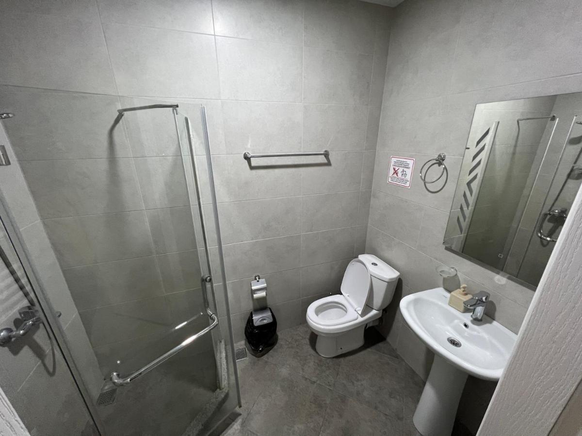 27 Floor Apartments Batumi Esterno foto