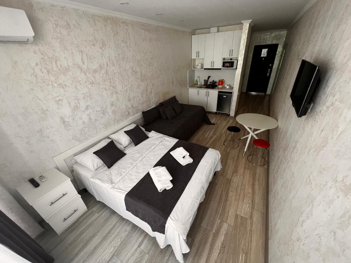 27 Floor Apartments Batumi Esterno foto