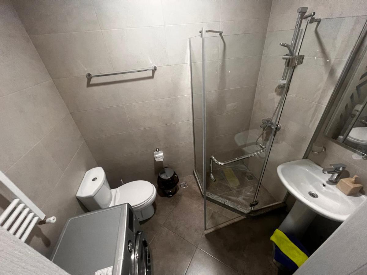 27 Floor Apartments Batumi Esterno foto