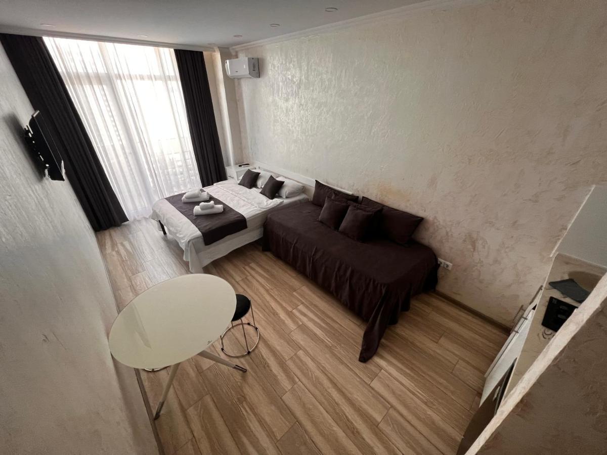 27 Floor Apartments Batumi Esterno foto