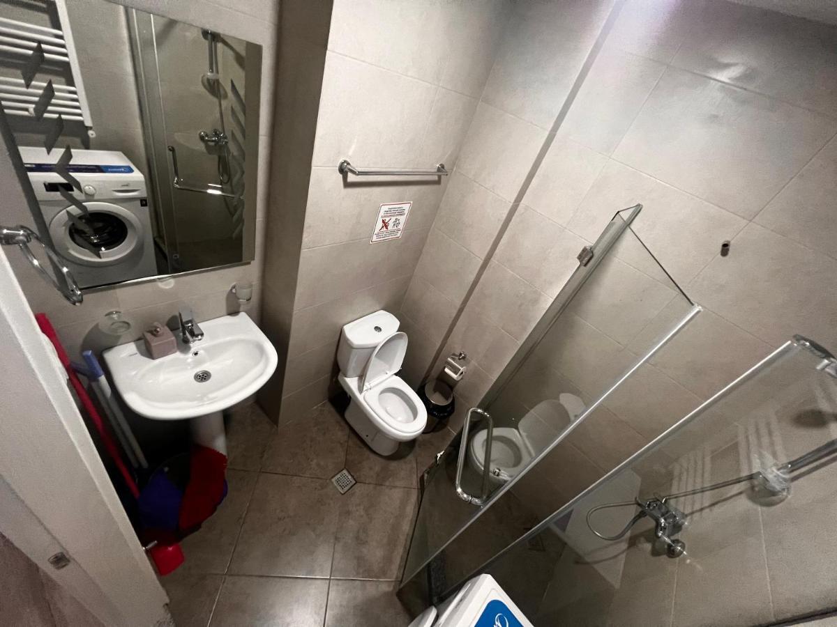 27 Floor Apartments Batumi Esterno foto